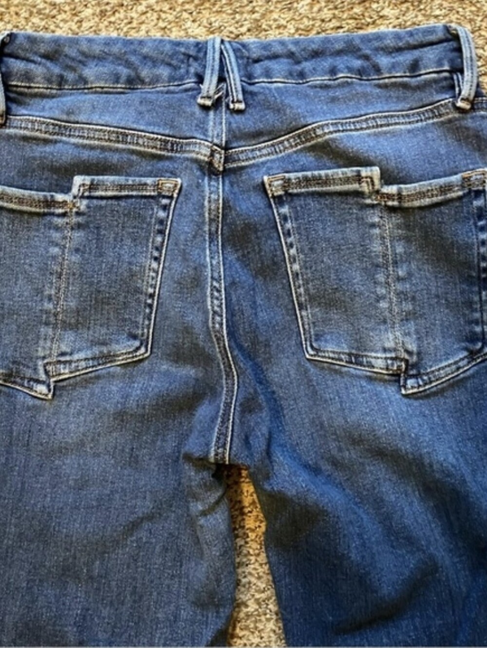 Good American jeans 10/30 - Picture 2 of 5